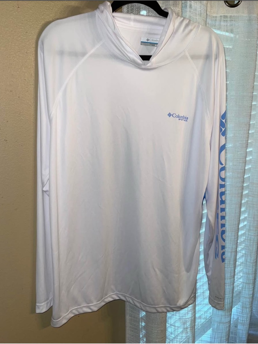 Columbia White Long Sleeve Shirt with Light Blue Sleeve Logo